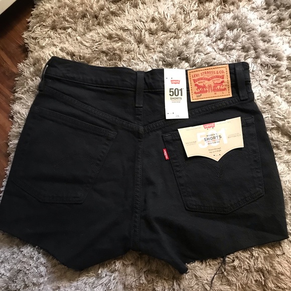 Levis 501 Black High Waisted Short - Picture 4 of 5